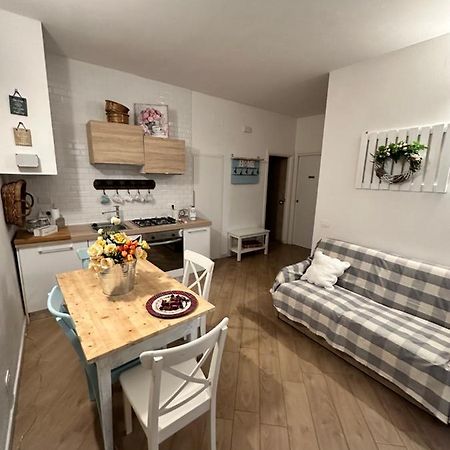 Dolce Vita Al Lago Anguillara Sabazia Eksteriør billede